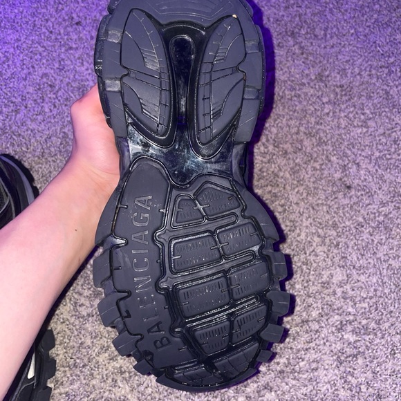 COPY - Balenciaga triple S LED - Picture 6 of 6